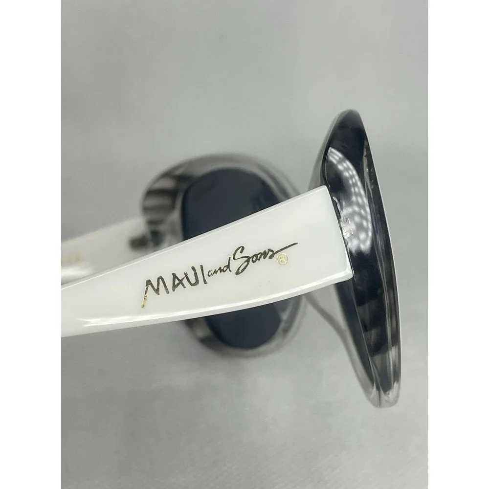 Maui and Sons Polarized CatEye Sunglasses Retro White 70s Black Lens PZ-MS-27010